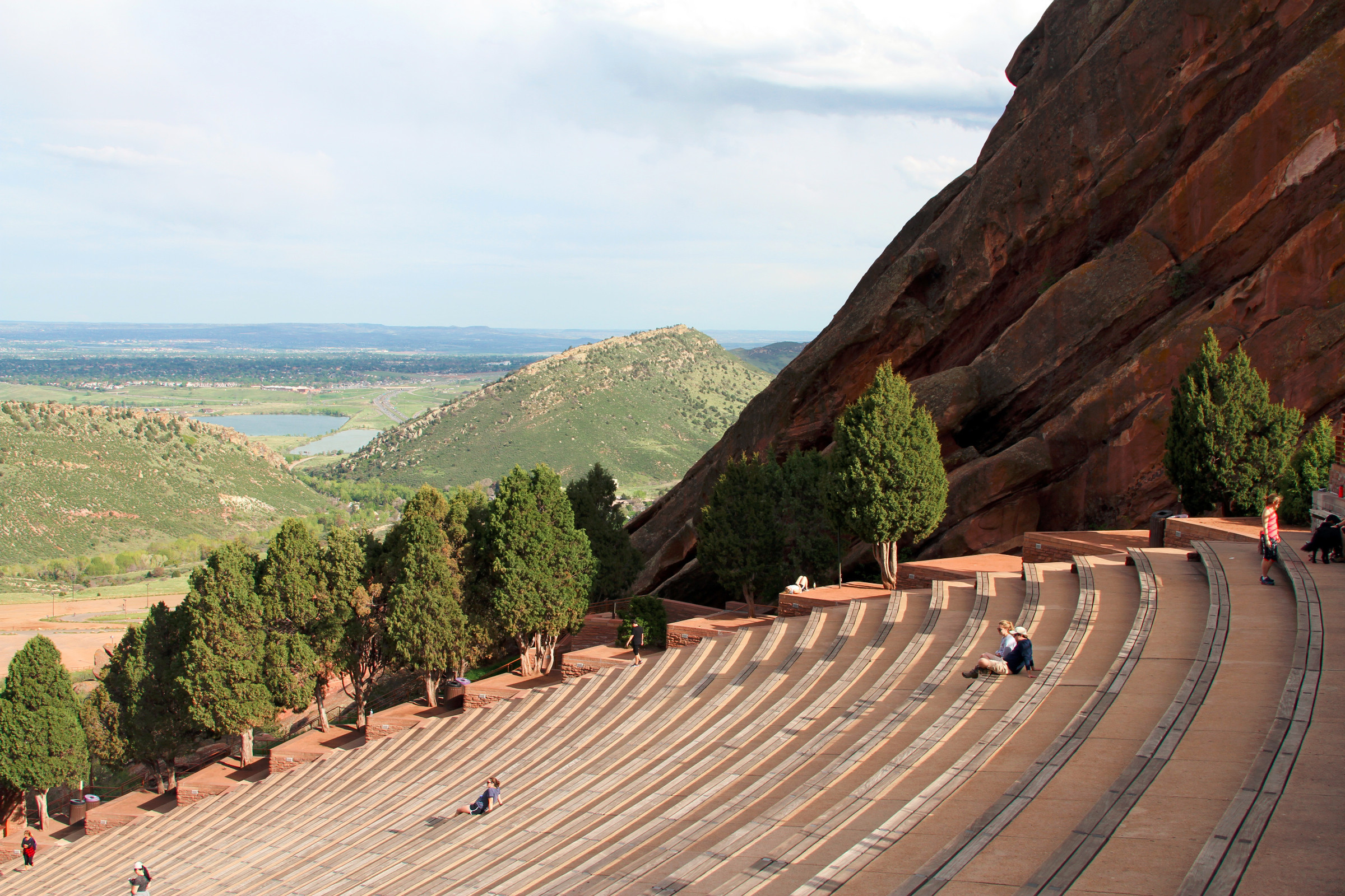 places to stay near red rocks amphitheatre