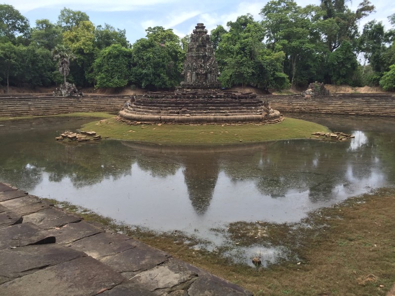 The middle pool at Preah Neak Poan