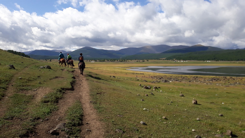 The 8 Lakes horsetrek in Orkhon Valley