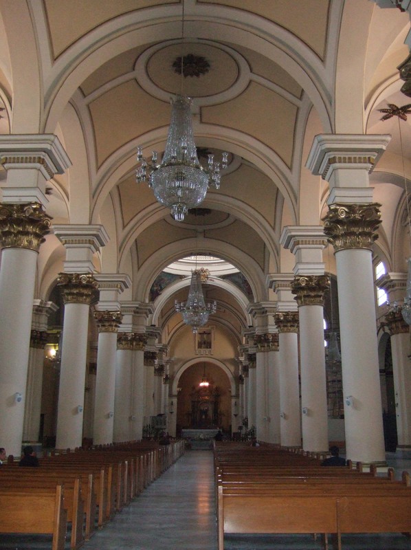 Inside the cathedral, Plaza de Simón Bolívar