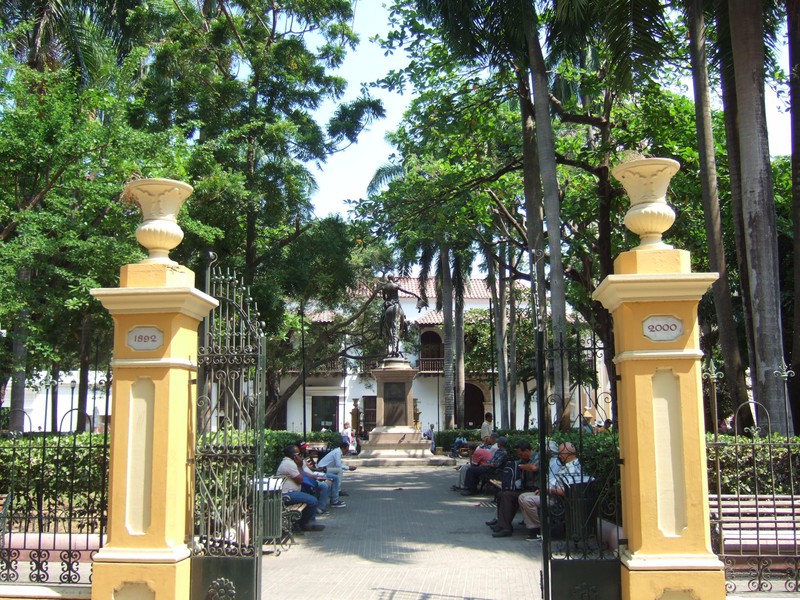 Plaza, historic centre, Cartagena de Indias 