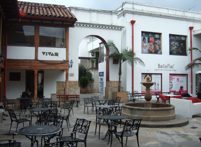 Hacienda Santa Bárbara, now a mall. Usaquén