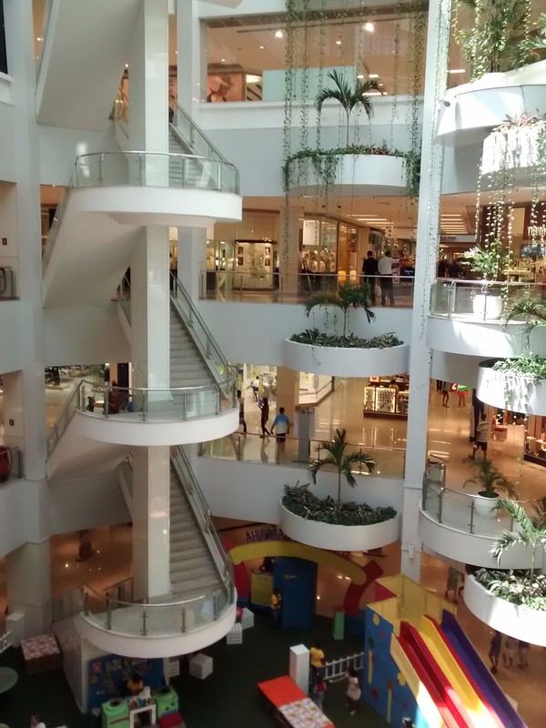 Barra shopping centre