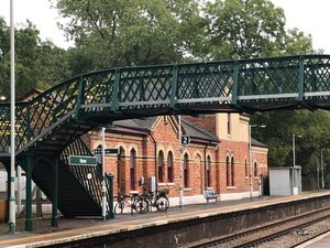 Hever - unmanned train station