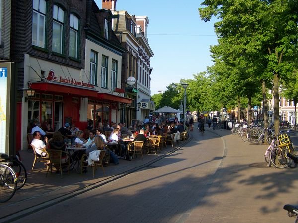 A typical sidewalk cafe scene