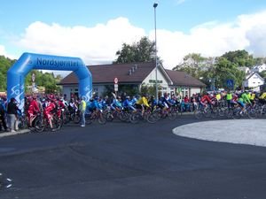 The start of the Egersund to Sandnes race, which I took part in with panniers!
