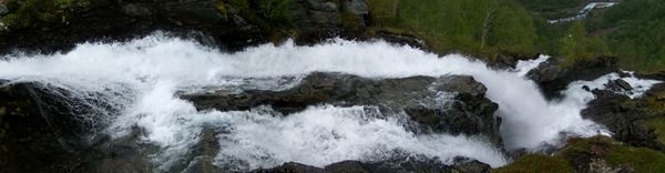 Amazing waterfall just below Myrdal station