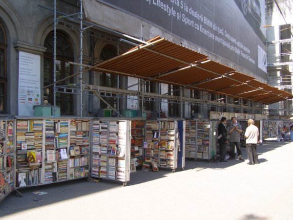 Bucharest streetside bookstore