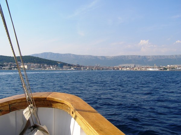 Sailing back into Split