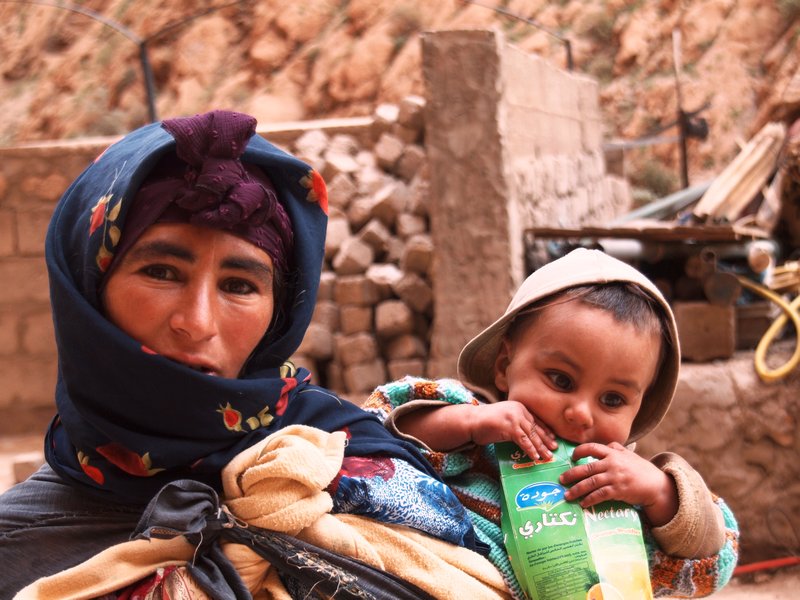 Berber woman and child at Todra
