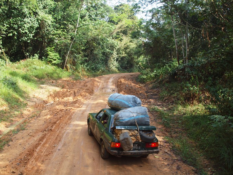 An average size car load for Cameroon...
