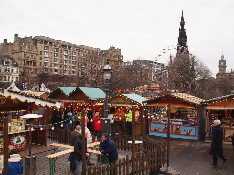 Christmas markets in Edinburgh