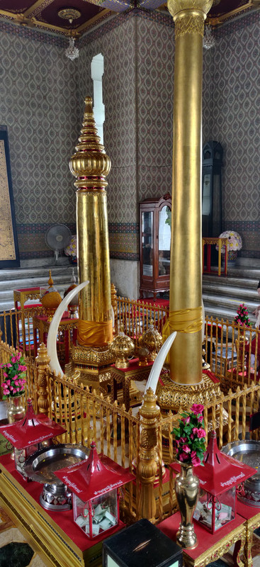 Bangkok City Pillar Temple