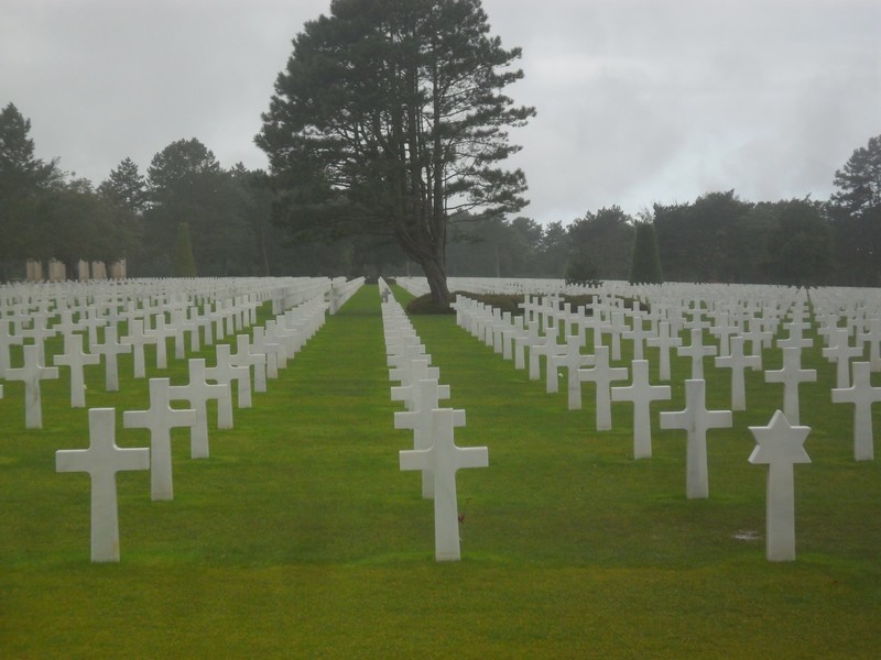 US D Day War Cemetry ~ Colleyville sur Mer Normanby (3)