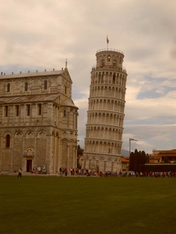 2 Italian Builders Pisa (15)
