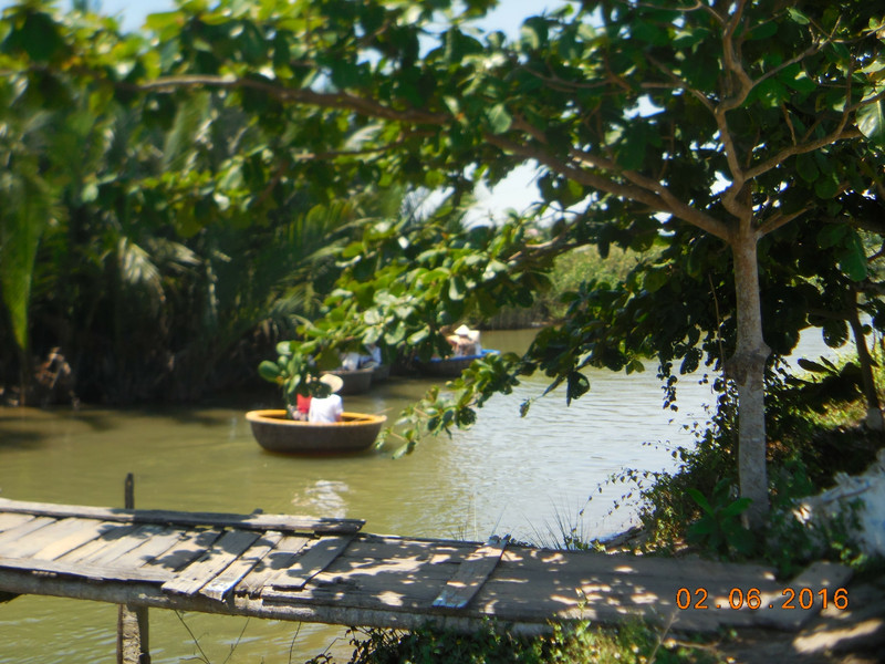 Coconut Island Basket Boats
