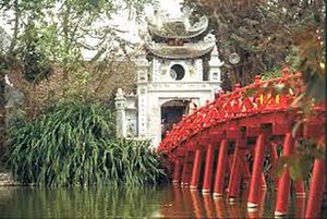 Hoan Kiem Lake Bridge to Temple