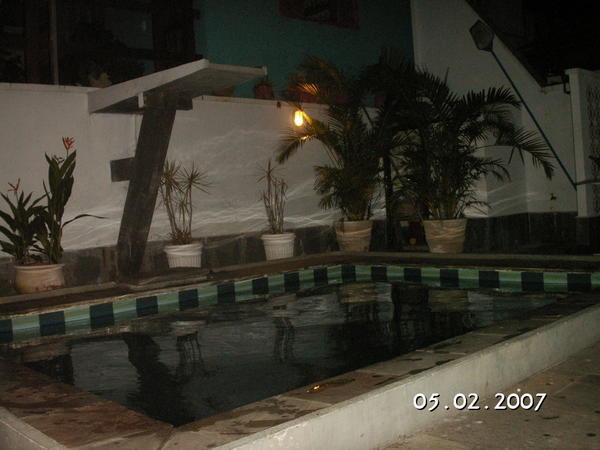 The pool of Hostel Rio