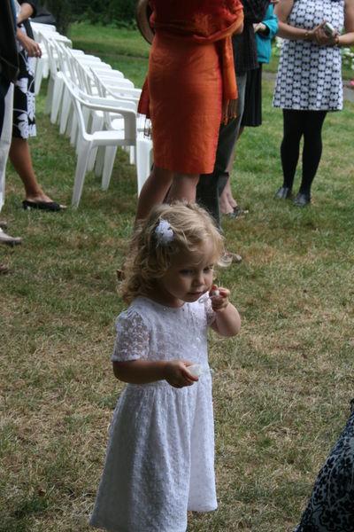 colin and julie's CUTE flowergirl