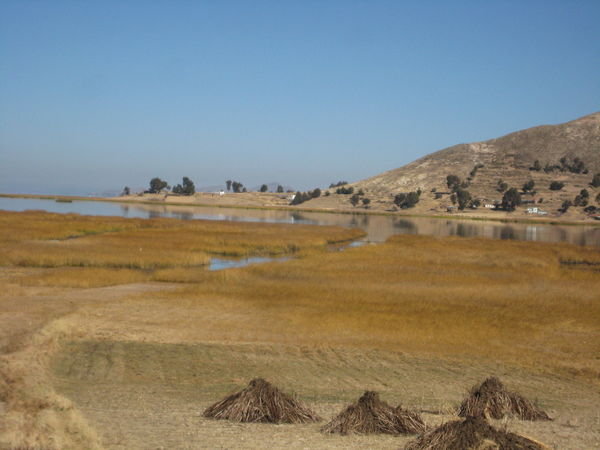 first glimpses of Lake Titicaca