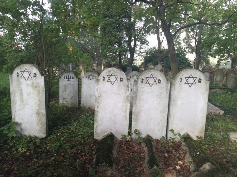 unmarked graves