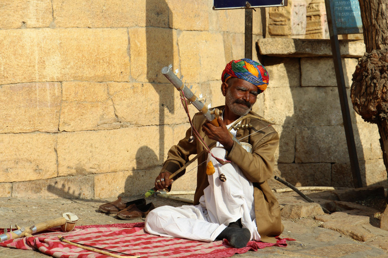 A street singer - Jaisalmer Fort
