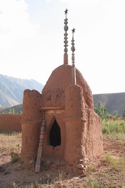an old tomb in the Kyrgyz cemetery of Kyzyl Oi