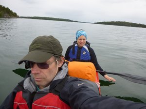 Sea kayaking - and a no-look-selfie