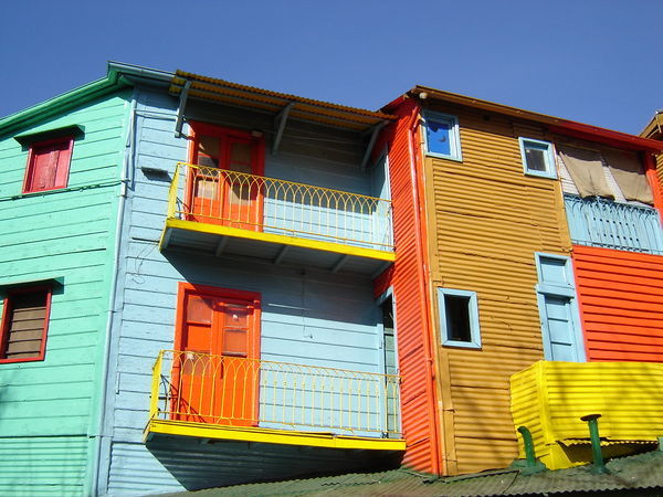 colourful houses of la boca