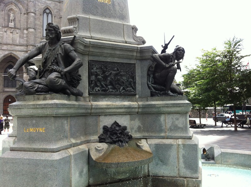 Fountain with historical figures