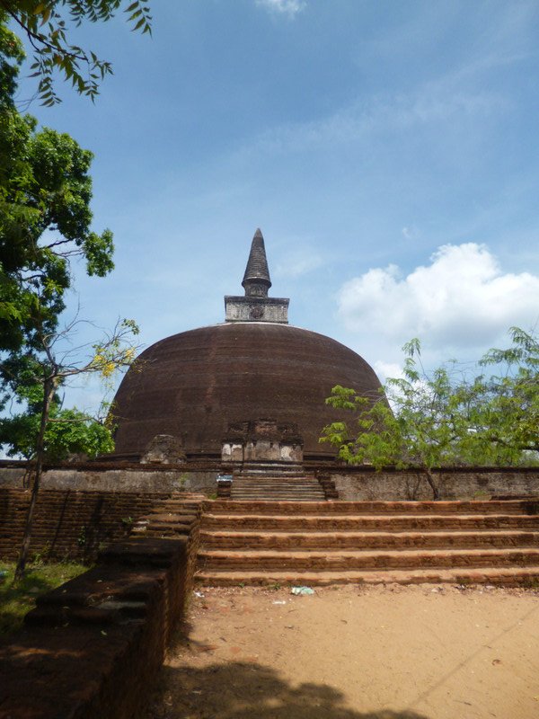 Stupa Polonawarru