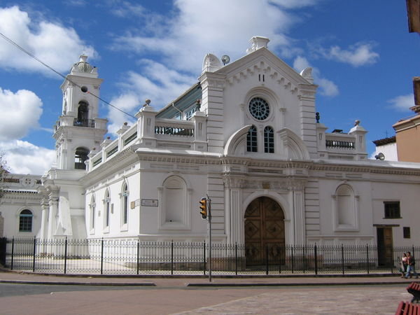 Catedral Viejo, Parque Calderon