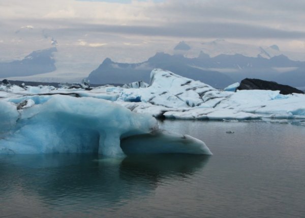 Iceberg lagoon