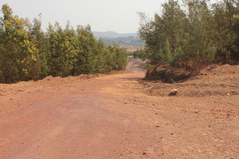 Road to the Cultural Village