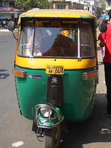 Halo rickshaw!