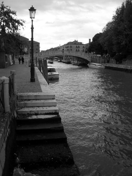canal BW