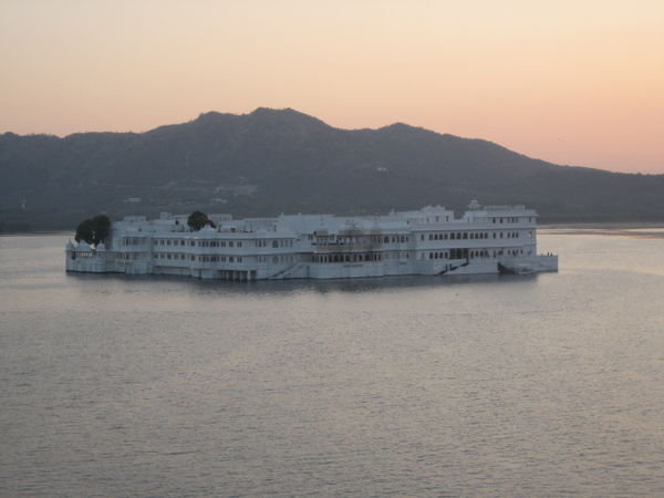 Lake palace hotel