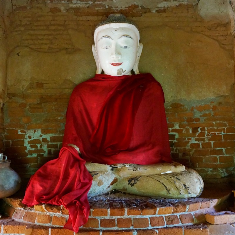 Another of our many, many Buddha photos