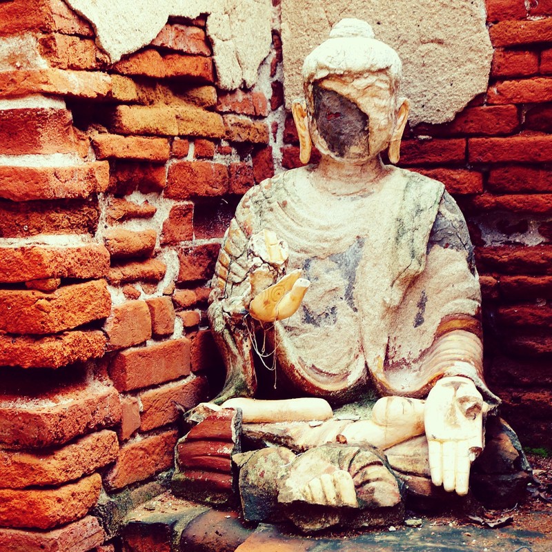 An old Buddha in Bagan