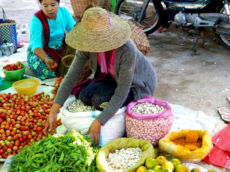 Shan market