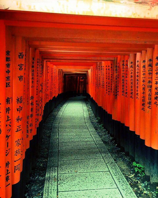 The beautiful Fushimi Inari-taisha temple in Kyoto