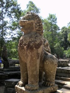 Angkor Thom: Lions Awake