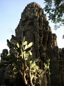 Ba Nan Temple - Crumbling Tower