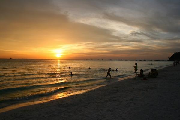 Sunset has arrived in Boracay