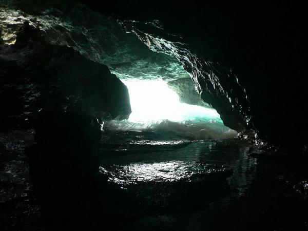 Crystal Cove: Cave 1