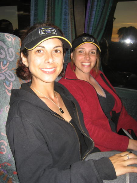 Kiwi Bus Girls