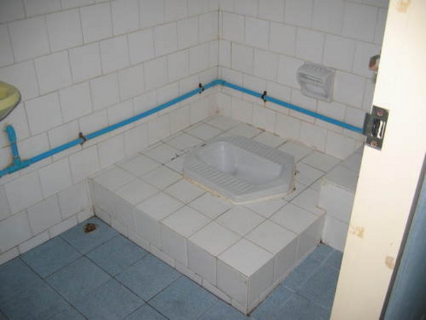 Our first Thai toilet