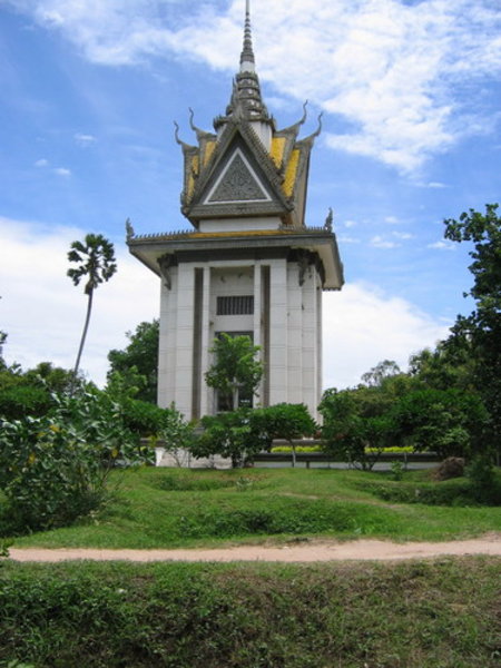 Choeung Ek memorial 