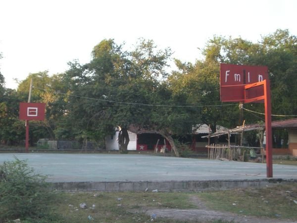 fmln basketball court in Nueva Esperanza