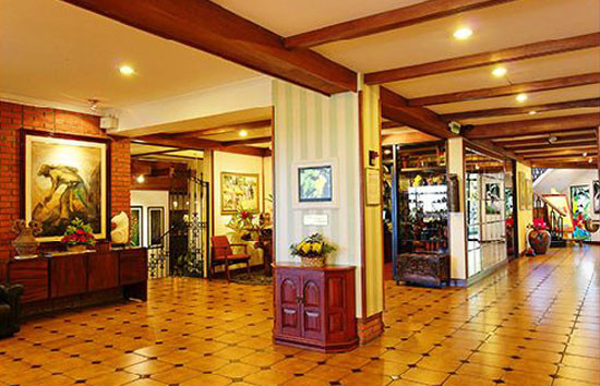 Hotel Bougainvillea Lobby